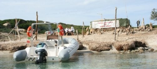 L'accampamento degli indipendentisti a Malu Entu nel 2008 (Foto Paolo Camedda)