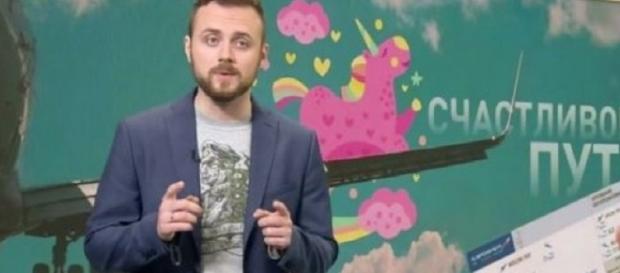 Andrei Afanasiev, desde el canal religioso ruso Tsargrad TV, ofreciendo billetes a gays para abandonar el país Andrei Afanasiev, desde el canal religioso ruso Tsargrad TV, ofreciendo billetes a gays para abandonar el país