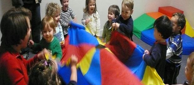 Children at play / Photo Via Grant Barrett . Wikimedia Commons Children at play / Photo Via Grant Barrett . Wikimedia Commons