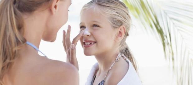 Come scegliere le migliori creme solari per la propria pelle. Come scegliere le migliori creme solari per la propria pelle.
