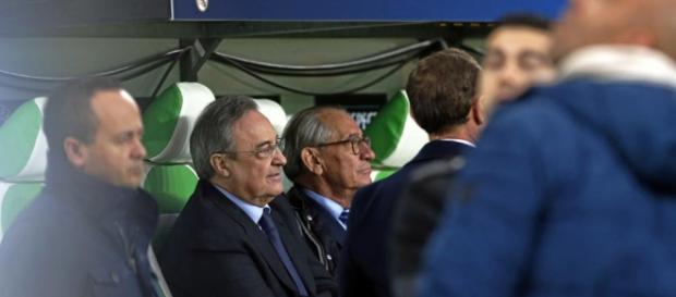 Real Madrid: Florentino hace piña | Marca.com - marca.com Real Madrid: Florentino hace piña | Marca.com - marca.com