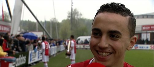Il giovane calciatore Nouri,centrocampista dell'Ajax