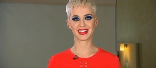 Katy Perry "I'm Evolving" Australian Tv Interview June 30, 2017 James DeWeaver Youtube