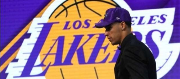 Lonzo Ball officially makes his Lakers debut, but it was not a good one - image source: Donq question/Flickr - flickr.com Lonzo Ball officially makes his Lakers debut, but it was not a good one - image source: Donq question/Flickr - flickr.com