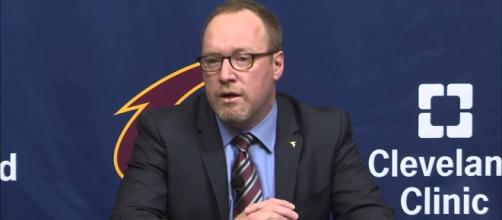 Former Cavaliers GM talking with New York Knicks about job vacancy - Photo: YouTube (FOX Sports Ohio)