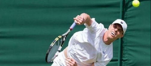 Querrey serving for the fourth round, Wikimedeia Commons https://commons.wikimedia.org/wiki/File:Sam_Querrey,_Wimbledon_2013_-_Diliff.jpg
