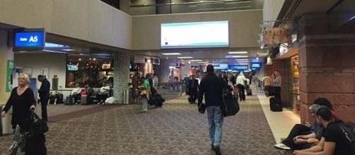 Terminal 4 at Phoenix Sky Harbor International Airport, Arizona (wikimediacommons)