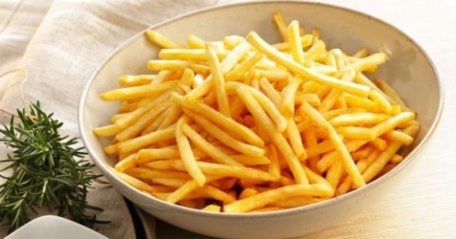 Batata frita crocante - Caseiro com um toque profissional - Lumiartes -  Dicas e Receitas