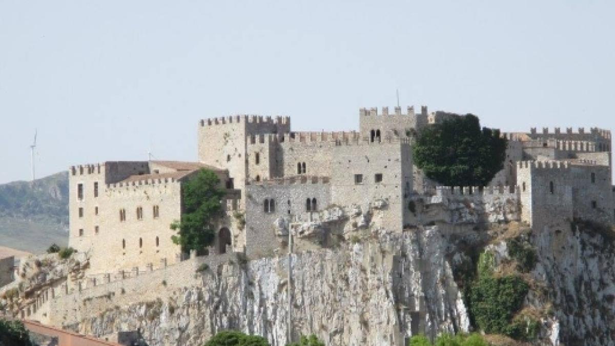 Risalente al nuovo castello PA