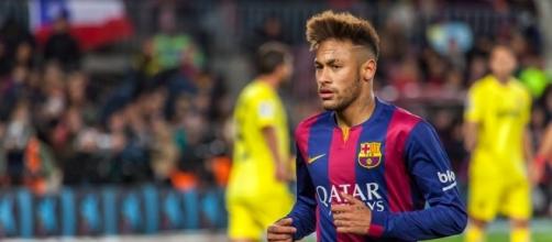 Le brésilien Neymar sous le maillot du FC Barcelone contre Villarreal (Creative Commons)