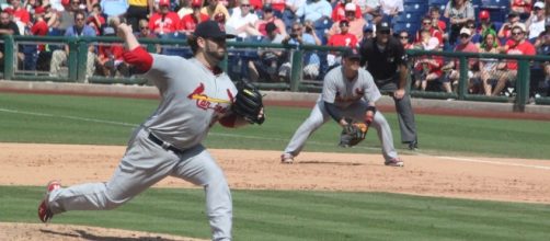 Lance Lynn with the pitch for the Cardinals in Philadelphi… | Flickr - flickr.com