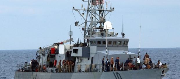 A US vessel fired warning shots in the Persian Gulf (Image: Wikimedia Commons/Robert R. McRill) A US vessel fired warning shots in the Persian Gulf (Image: Wikimedia Commons/Robert R. McRill)