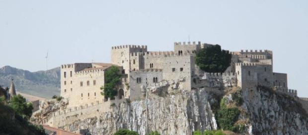 Il castello medievale di Caccamo Il castello medievale di Caccamo