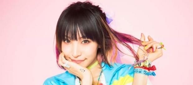 LiSA pode não ficar no TOP 5 da Oricon LiSA pode não ficar no TOP 5 da Oricon