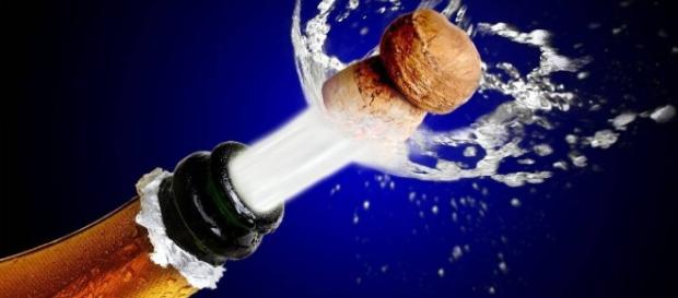 O ladrão teve seus planos sabotados por uma garrafa de champanhe. (Foto: Reprodução/Internet) O ladrão teve seus planos sabotados por uma garrafa de champanhe. (Foto: Reprodução/Internet)