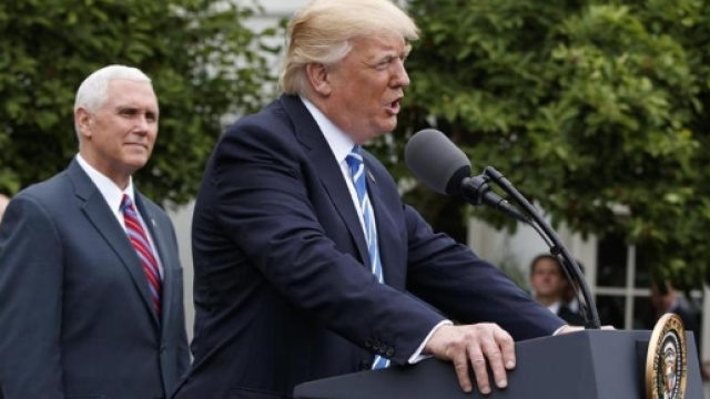 Donald Trump, secondo un senatore repubblicano sarebbe 'pronto a distruggere la Corea del Nord'