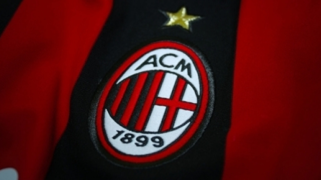 Logo maillot AC Milan (via Flickr / Maarten Van Damme)