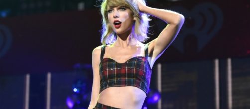 Taylor Swift Groping Incident: Singer Fears For Her Safety, Seeks ...]Youtube screengrab]