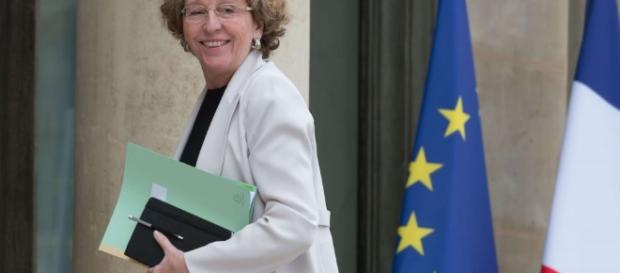 Muriel Pénicaud, un profil atypique au ministère du travail ... - challenges.fr Muriel Pénicaud, un profil atypique au ministère du travail ... - challenges.fr