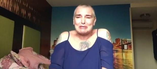 Sinead O'Connor, sola e malata, si sfoga su Facebook. Sinead O'Connor, sola e malata, si sfoga su Facebook.
