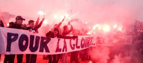 VIDEOS. Choc OM-PSG : les ultras parisiens font monter la pression ... - leparisien.fr