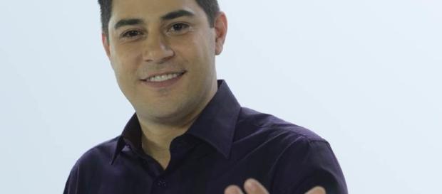 Nada de Record ou SBT, o novo projeto de Evaristo Costa é com o YouTube Nada de Record ou SBT, o novo projeto de Evaristo Costa é com o YouTube