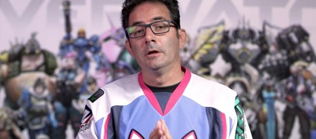 'Overwatch' game director Jeff Kaplan wearing his D.Va jersey. (image source: YouTube/PlayOverwatch) 'Overwatch' game director Jeff Kaplan wearing his D.Va jersey. (image source: YouTube/PlayOverwatch)