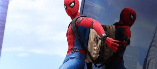 Spider-Man: Homecoming Hot Toys Figure Revealed - Cosmic Book News - cosmicbooknews.com Spider-Man: Homecoming Hot Toys Figure Revealed - Cosmic Book News - cosmicbooknews.com