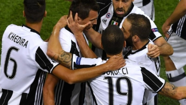 Calciomercato, in casa Juventus si lavora per rinforzare la difesa