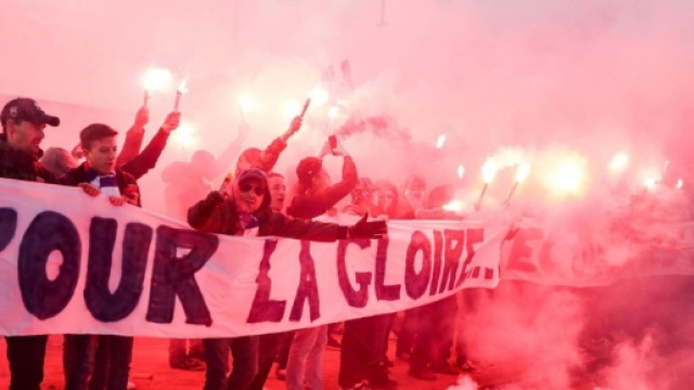 VIDEOS. Choc OM-PSG : les ultras parisiens font monter la pression ... - leparisien.fr