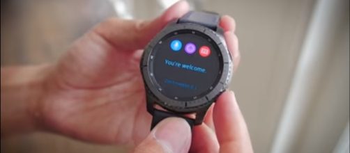 It's been a year since the Samsung Gear S3 hit the markets and now, the company has another smartwatch baby. (via AndroidAuthority/Youtube)