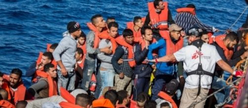 Una fase di soccorso di Medici senza Frontiere nel Mediterraneo (Fonte Msf)