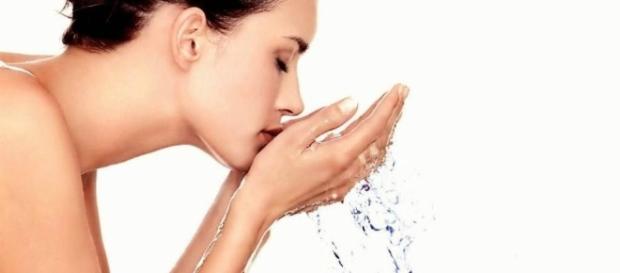 Sencillas rutinas de belleza cuidan tu piel. Sencillas rutinas de belleza cuidan tu piel.