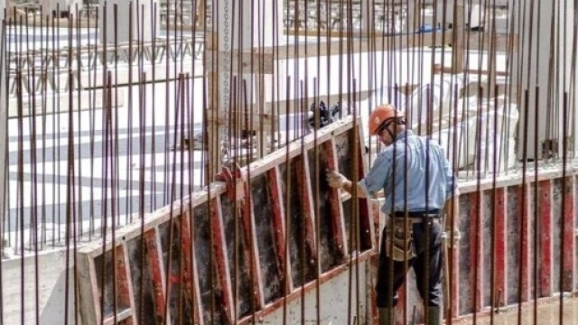 Ocse: lavoratori italiani sottopagati - La Stampa