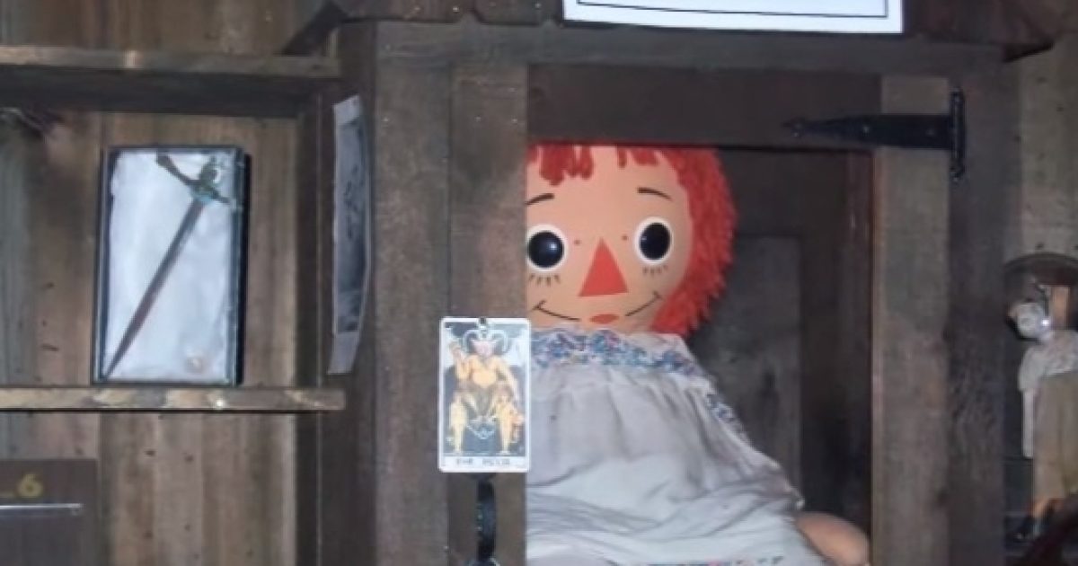 Real Life Encounter With Warren S Actual Annabelle Doll Leads To   The Real Annabelle Doll Is Kept At The Warrens Occult Museum In Connecticutphoto Via Something Dark And Scary Youtube 1506121 