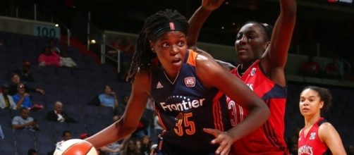 Jonquel Jones had one of two double-doubles by Sun players on Saturday night in Connecticut's fifth-straight win. [Image via WNBA/YouTube]
