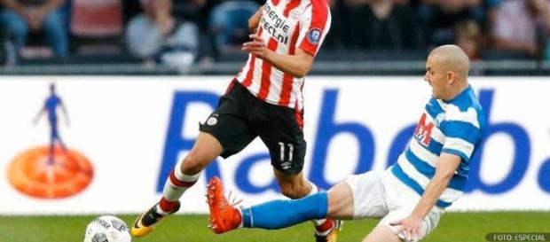 Lozano en fase previa de Europa League. Lozano en fase previa de Europa League.