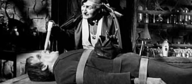 Munsters: Pike's Pique - Head Hunter's Horror House - headhuntershorrorhouse.wikia.com Munsters: Pike's Pique - Head Hunter's Horror House - headhuntershorrorhouse.wikia.com