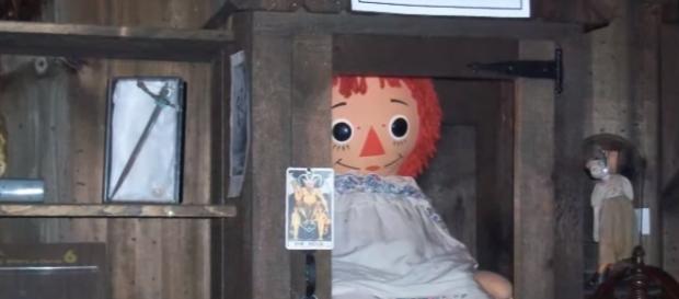 The real Annabelle doll is kept at the Warren’s Occult Museum in Connecticut/Photo via Something Dark and Scary, YouTube The real Annabelle doll is kept at the Warren’s Occult Museum in Connecticut/Photo via Something Dark and Scary, YouTube