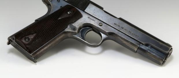 US officer records close range shooting with bodycam- Image via wikimedia commons. US officer records close range shooting with bodycam- Image via wikimedia commons.