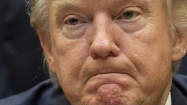 Donald Trump refuse de condamner directement les partisans de l'extrême droite