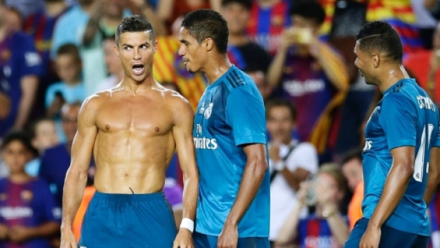 Le Real Madrid a vaincu le FC Barcelone 3 à 1 lors du match aller ... - rds.ca