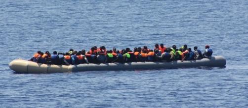Le gouvernement libyen a décidé d'interdire le sauvetage des migrants par les ONG.