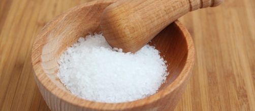 Get your salt habit in check | Pixabay