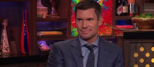 Jeff Lewis / Watch What Happens Live YouTube Channel screencap