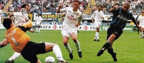 Ronaldo batte Francesco Toldo: Inter-Fiorentina 3-2 del 21 settembre 1997