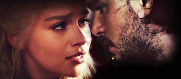 Jon Snow e Daenerys nel episodio 7x06 di Game of Thrones Jon Snow e Daenerys nel episodio 7x06 di Game of Thrones