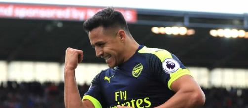 Arsenal Offers Sanchez 389 000 Per Week Deal