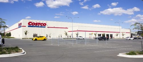 Costco store / Photo via Bidgee, Wikimedia Commons