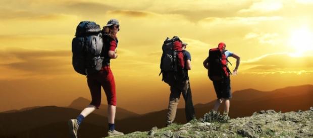 Escalar montañas, deporte ideal para las vacaciones. Escalar montañas, deporte ideal para las vacaciones.